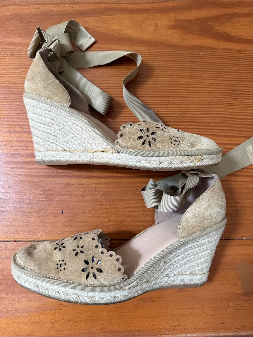 Veronica Beard Beige Suede Espadrille Wedge Sandals with Ankle Tie, size 8.5